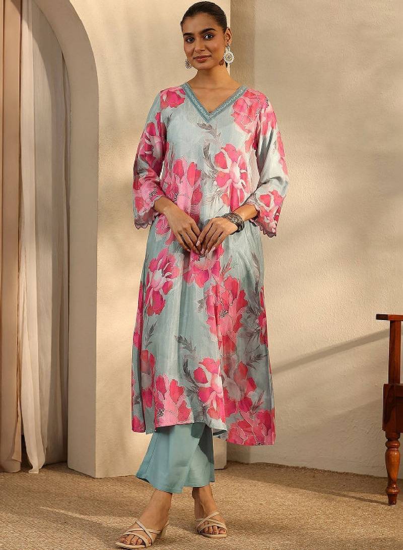 Women floral printed regular kurta with trousers