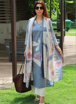 Women printed regular kurta with palazzos & with dupatta 1