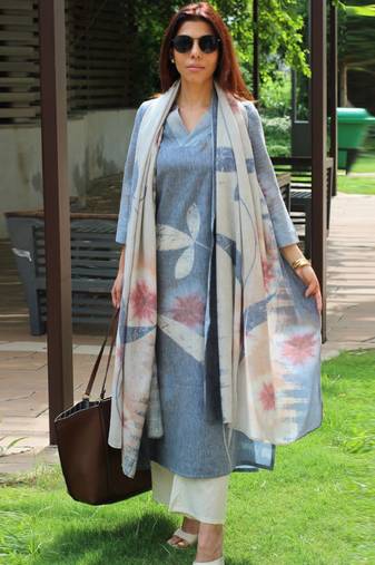 Women printed regular kurta with palazzos & with dupatta