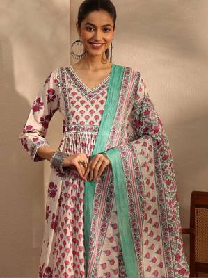 Women ethnic motifs printed panelled kurta with trousers & with dupatta 2