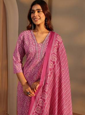 Pink paisley printed cotton straight suit set with dupatta 3