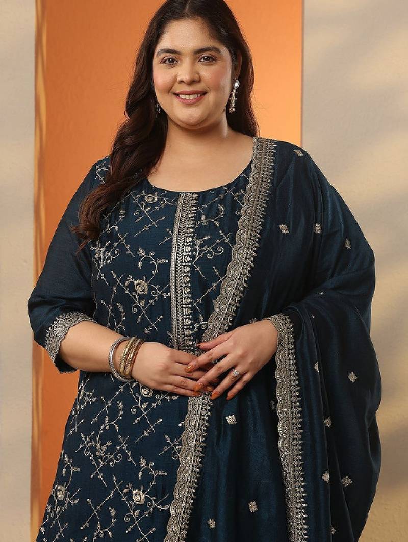 Women ethnic motifs embroidered regular thread work kurta with trousers & with dupatta