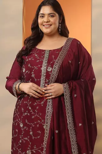Women floral embroidered regular thread work kurta with trousers & with dupatta
