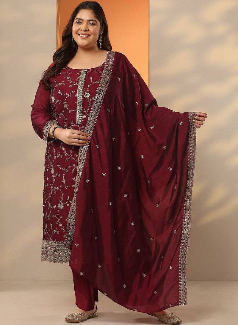 Women floral embroidered regular thread work kurta with trousers & with dupatta