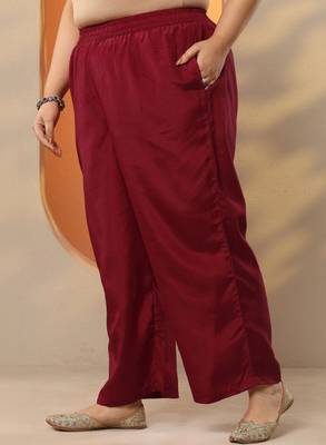 Women floral embroidered regular thread work kurta with trousers & with dupatta 4