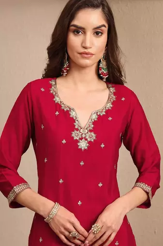Women floral embroidered regular kurta with palazzos & with dupatta