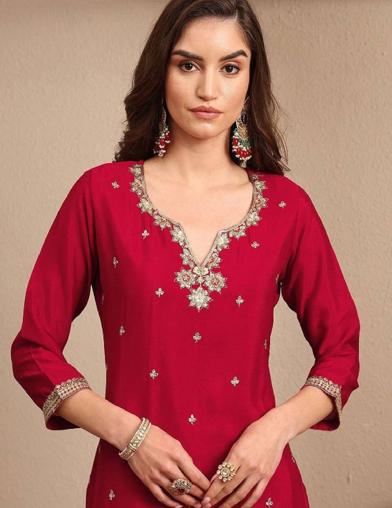 Women floral embroidered regular kurta with palazzos & with dupatta