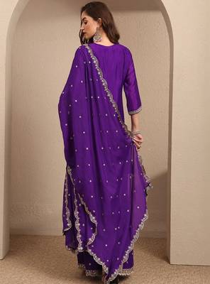 Women ethnic motifs embroidered regular kurta with palazzos & with dupatta 3