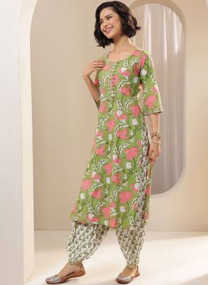 Women floral printed regular kurta with salwar & with dupatta 2