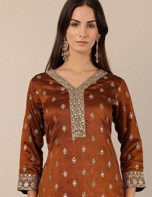 Women ethnic motifs embroidered regular mirror work kurta with palazzos & with dupatta 3