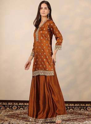 Women ethnic motifs embroidered regular mirror work kurta with palazzos & with dupatta 4