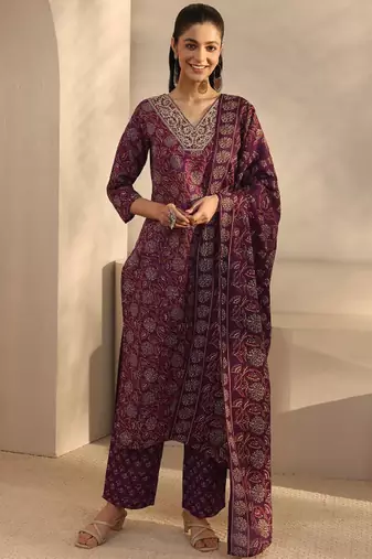 Women floral printed regular kurta with trousers & with dupatta