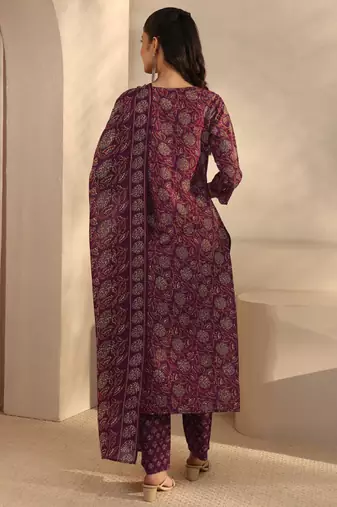 Women floral printed regular kurta with trousers & with dupatta