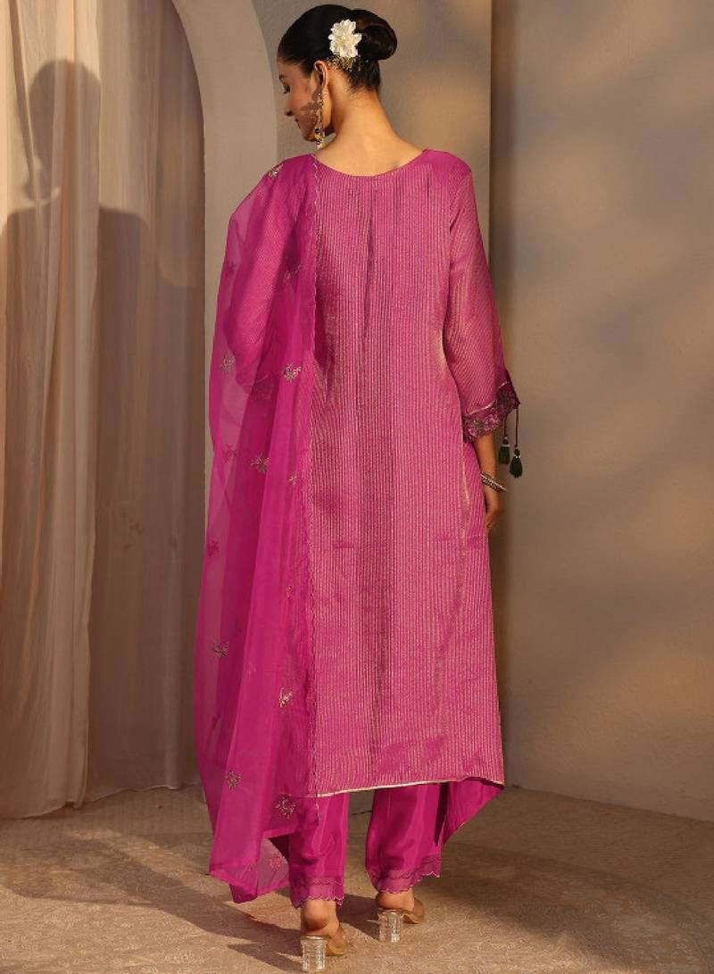 Women floral embroidered regular kurta with trousers & with dupatta