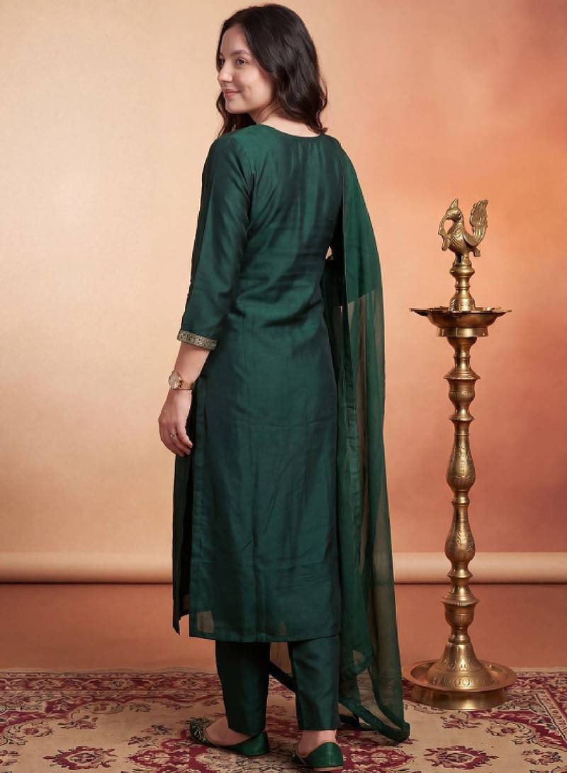 Women ethnic motifs embroidered regular thread work kurta with trousers & with dupatta