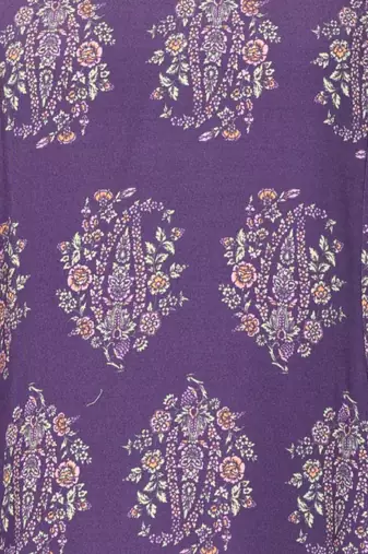 Women ethnic motifs printed regular kurta with trousers