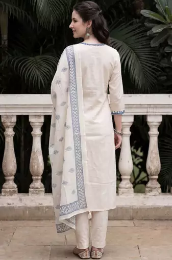 Women ethnic motifs embroidered regular mirror work pure cotton kurta with trousers & with dupatta