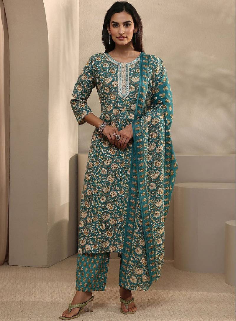 Women floral printed regular thread work kurta with trousers & with dupatta