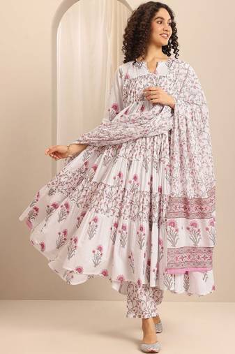 Women floral printed tiered kurta with trousers & with dupatta