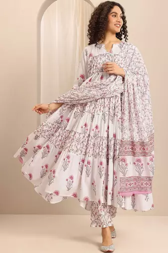 Women floral printed tiered kurta with trousers & with dupatta