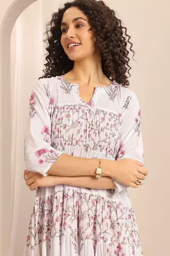 Women floral printed tiered kurta with trousers & with dupatta