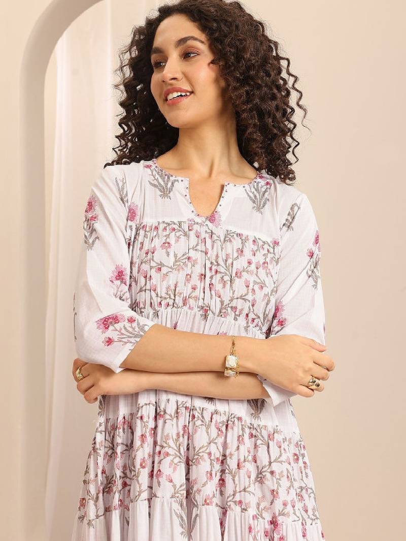 Women floral printed tiered kurta with trousers & with dupatta