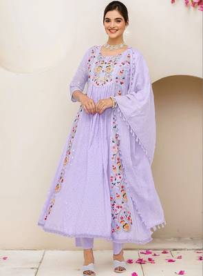 Women ethnic motifs embroidered empire thread work pure cotton kurta with trousers & with dupatta 1