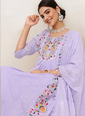 Women ethnic motifs embroidered empire thread work pure cotton kurta with trousers & with dupatta 2