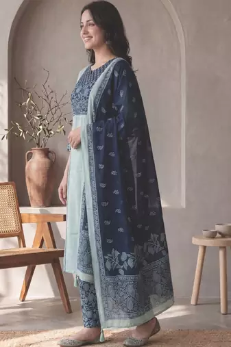 Women floral printed regular sequinned pure cotton kurta with palazzos & with dupatta