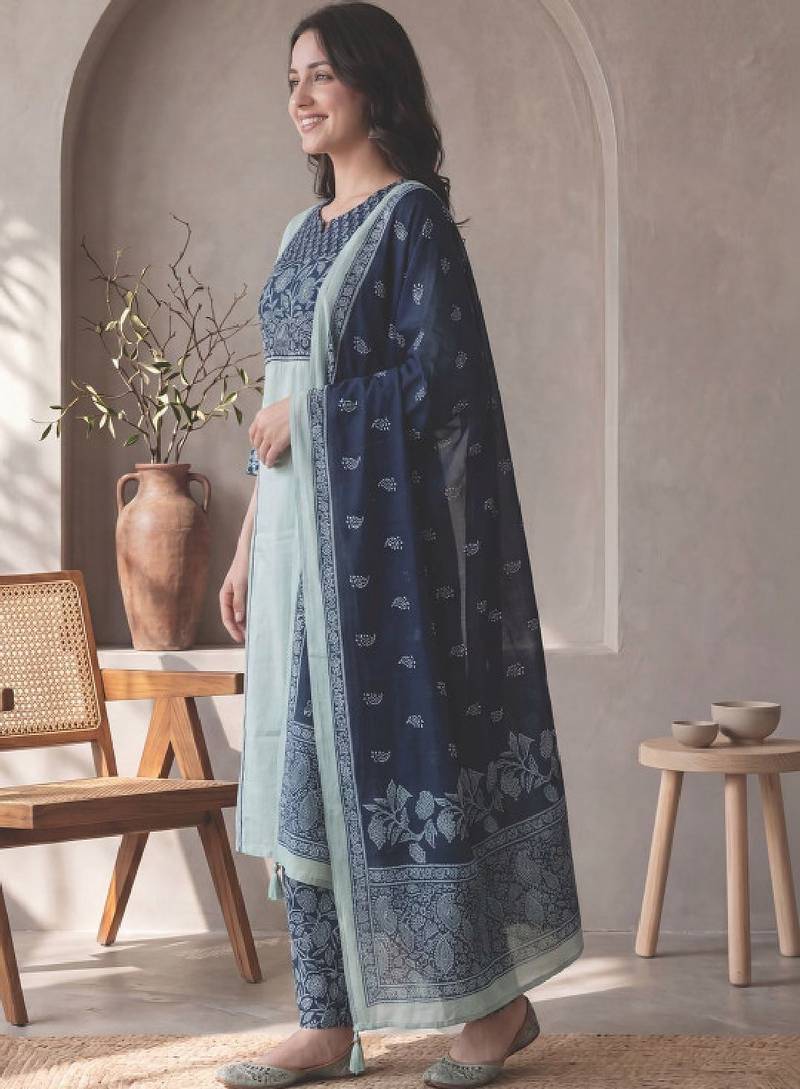 Women floral printed regular sequinned pure cotton kurta with palazzos & with dupatta
