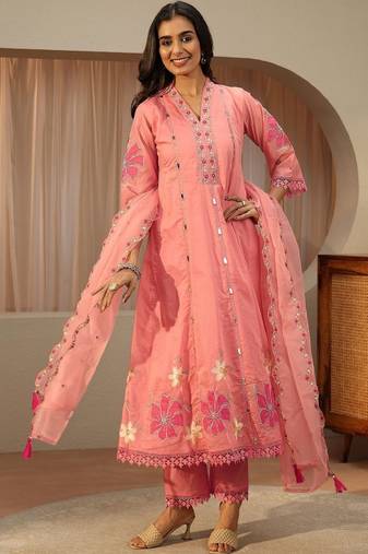 Women floral embroidered regular mirror work kurta with trousers & with dupatta
