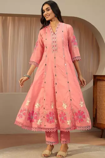 Women floral embroidered regular mirror work kurta with trousers & with dupatta