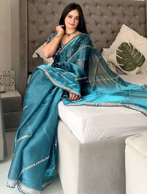 Green silk embroidered sequins work heavy look ethnic saree with blouse 4