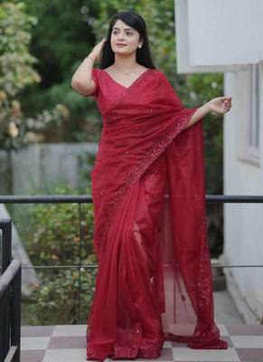 Red net embroidered sequins work heavy look ethnic saree with blouse 2