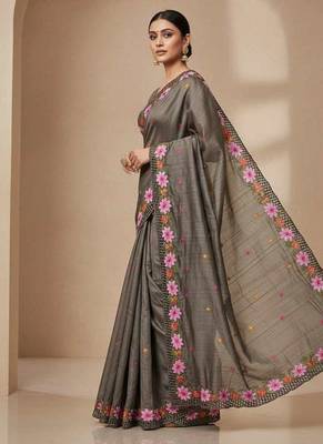 Grey manipuri silk embroidered thread work heavy look ethnic saree with blouse 3