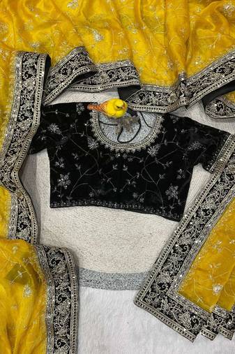 Yellow silk embroidered sequins work heavy look ethnic saree with blouse