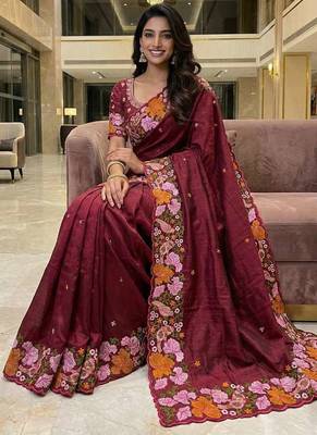Red manipuri silk embroidered thread work heavy look ethnic saree with blouse 4
