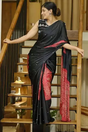 Black silk embroidered mirror work heavy look ethnic saree with blouse