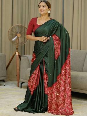 Green silk embroidered mirror work heavy look ethnic saree with blouse 2