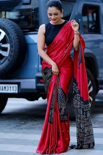 Red silk embroidered mirror work heavy look ethnic saree with blouse