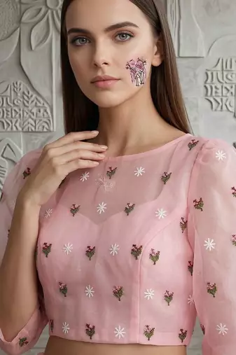 Pink organza embroidered thread work heavy look ethnic saree with blouse