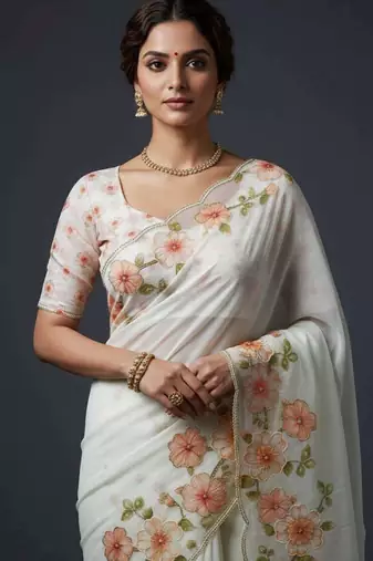 Peach organza printed floral print heavy look ethnic saree with blouse