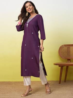 Floral embroidered silk blend v neck kurti for women 3
