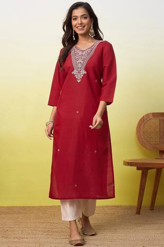Floral embroidered silk blend v neck kurti for women