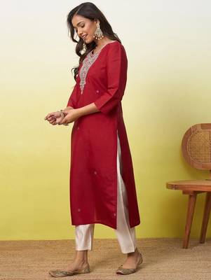 Floral embroidered silk blend v neck kurti for women 4
