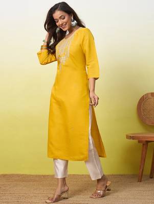 Floral embroidered silk blend v neck kurti for women 3