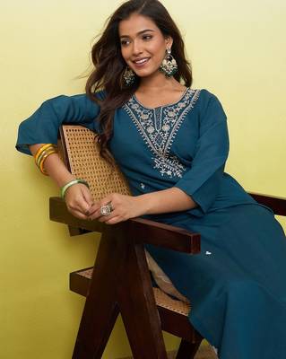 Floral embroidered silk blend v neck kurti for women 3