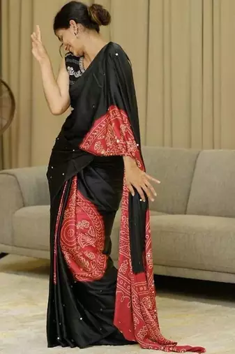 Black silk embroidered mirror work heavy look ethnic saree with blouse