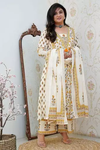 Women's White & YellowFloral Printed Cotton Blend Kurta Pant Dupatta Set