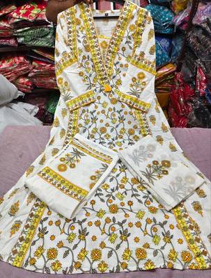 Women's White & YellowFloral Printed Cotton Blend Kurta Pant Dupatta Set 3